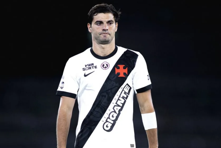 Sosa minimizó la actuación de Paredes tras la victoria de Boca ante Vasco